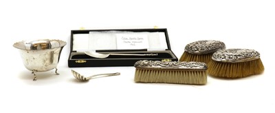 Lot 36 - A collection of silver items