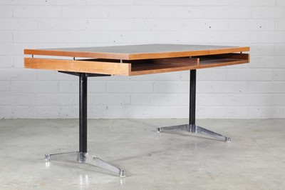 Lot 462 - A walnut desk
