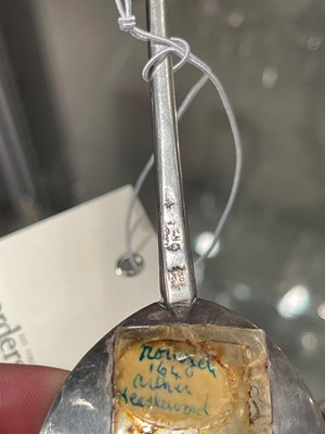 Lot 100 - A Charles I East Anglian provincial silver seal-top spoon