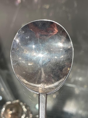 Lot 100 - A Charles I East Anglian provincial silver seal-top spoon