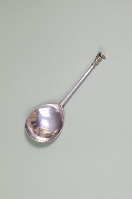 Lot 99 - A good Charles I East Anglian provincial silver seal-top spoon