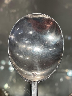 Lot 99 - A good Charles I East Anglian provincial silver seal-top spoon