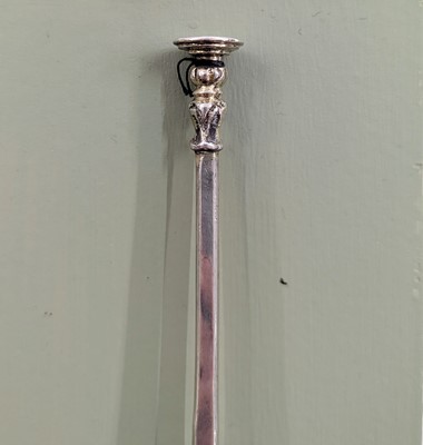 Lot 99 - A good Charles I East Anglian provincial silver seal-top spoon