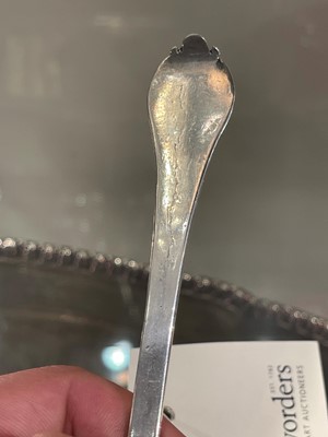Lot 107 - A William III East Anglian provincial silver trefid spoon