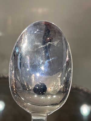 Lot 107 - A William III East Anglian provincial silver trefid spoon