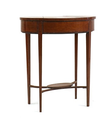Lot 519 - An Edwardian satinwood Poudreuse