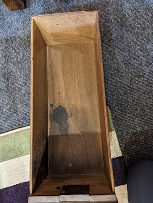 Lot 34 - A George II walnut and feather-banded kneehole desk