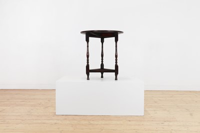 Lot 388 - A William and Mary oak cricket table
