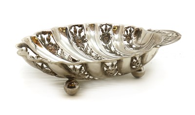 Lot 37 - A silver shell dish