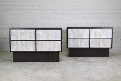 Lot 545 - A pair of contemporary oak commodes