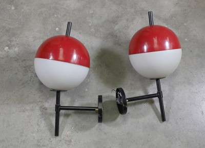 Lot 361 - A pair of Italian 'Model 2071' wall lights