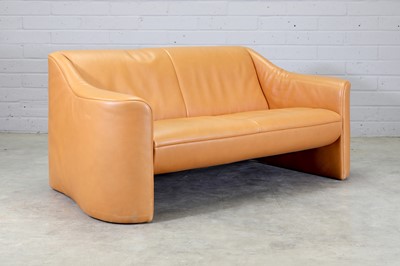 Lot 489 - An 'Esquire' settee