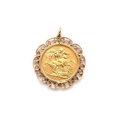 Lot 276 - A sovereign coin pendant