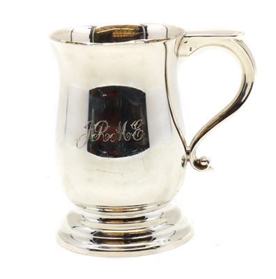 Lot 36 - A George III style baluster mug