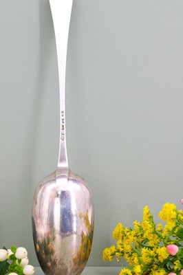 Lot 113 - A George II silver basting spoon