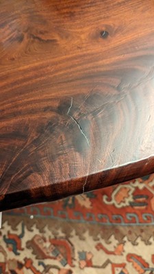 Lot 44 - A large George III mahogany wake table