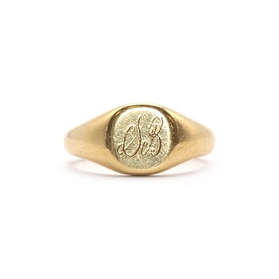 Lot 270 - An 18ct gold signet ring