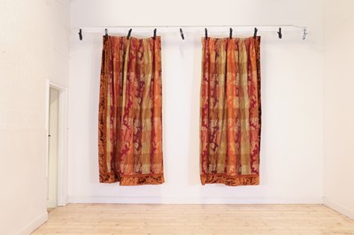 Lot 155 - A pair of silk damask curtains