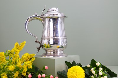 Lot 114 - A George III silver tankard