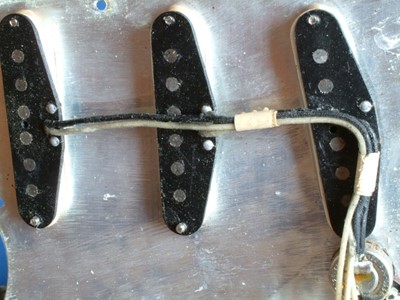 Lot 244 - A 1963 Fender Stratocaster electric guitar