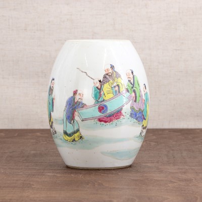 Lot 141 - A Chinese famille rose vase