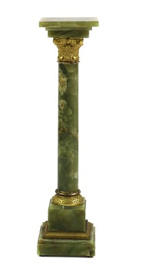 Lot 408 - An onyx column or jardiniere stand