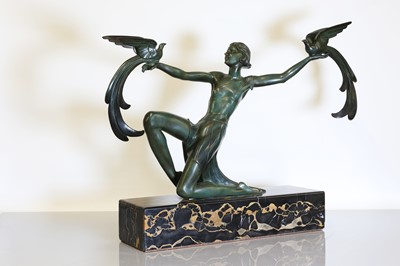 Lot 173 - A French patinated Art Deco bronze