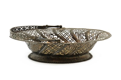 Lot 32 - A George III silver bread basket