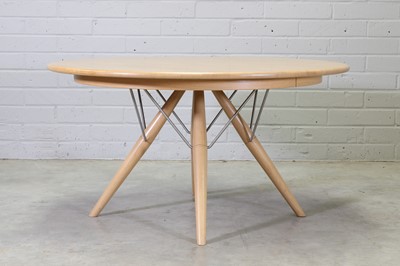Lot 524 - A Danish oak 'PP75' dining table