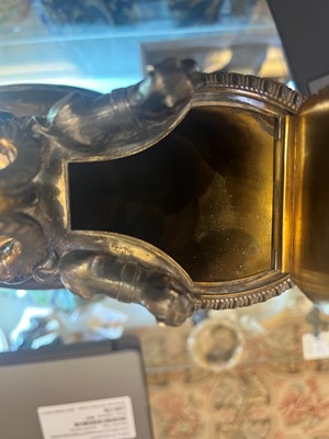 Lot 125 - A Victorian silver and silver-gilt askos jug