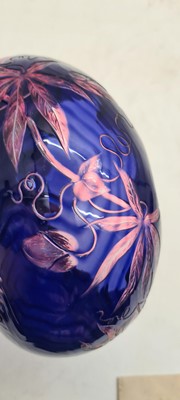 Lot 243 - A Stevens & Williams cased and intaglio cut glass bowl