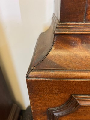 Lot 323 - A George III mahogany longcase clock