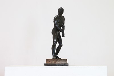 Lot 336 - A grand tour bronze figure