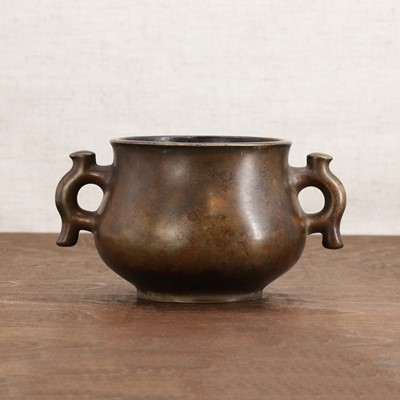 Lot 231 - A Chinese bronze incense burner