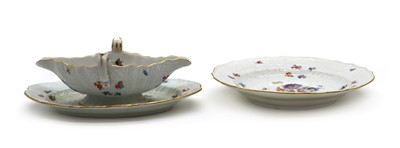 Lot 156 - A Meissen sauceboat and stand