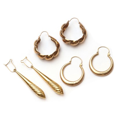 Lot 218 - Three pairs of gold earrings