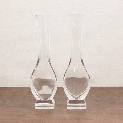 Lot 119 - A pair of Chinese Peking glass vases