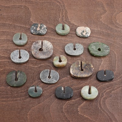Lot 42 - A collection of Chinese jade pendants