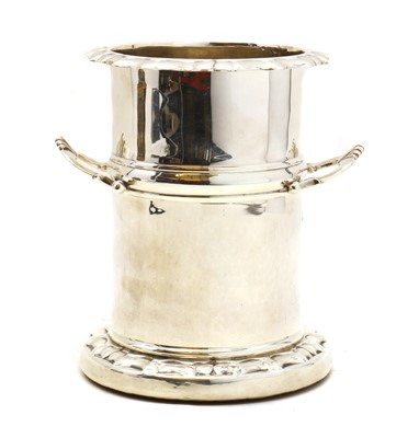 Lot 3 - An Edwardian silver wine cooler