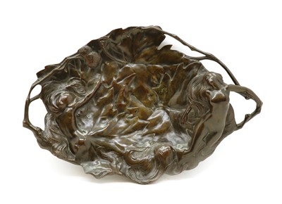 Lot 164 - A French Art Nouveau bronze dish
