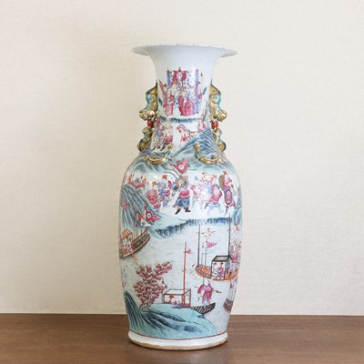 Lot 153 - A large Chinese Canton famille rose vase