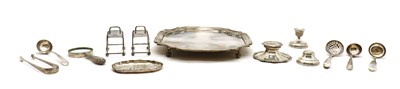 Lot 13 - A collection of silver items