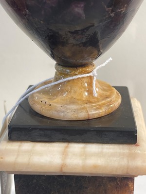Lot 197 - A George III Derbyshire Blue John urn
