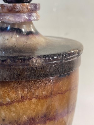 Lot 197 - A George III Derbyshire Blue John urn