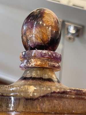 Lot 197 - A George III Derbyshire Blue John urn