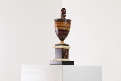 Lot 197 - A George III Derbyshire Blue John urn