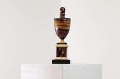 Lot 197 - A George III Derbyshire Blue John urn