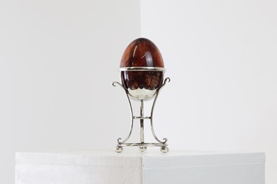Lot 204 - A Derbyshire Blue John egg
