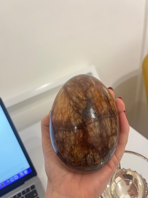 Lot 204 - A Derbyshire Blue John egg