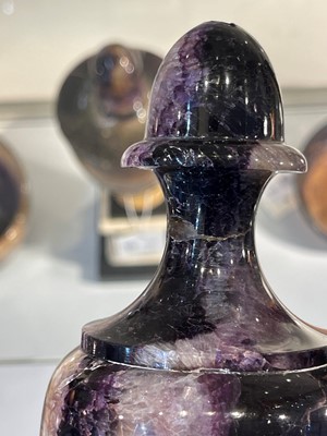 Lot 211 - A George III Derbyshire Blue John pedestal urn